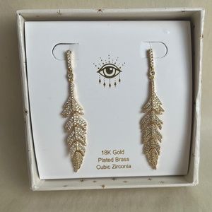 Eye Candy LA The Luxe Collection Leaf Drop Gold Cocktail Cubic Zirconia Earrings
